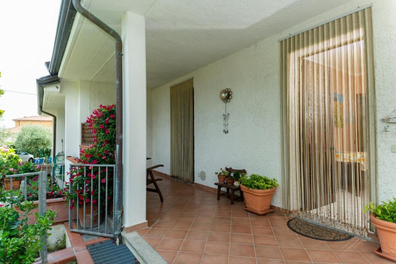 B&B Il Girasole Ortonovo Exterior foto