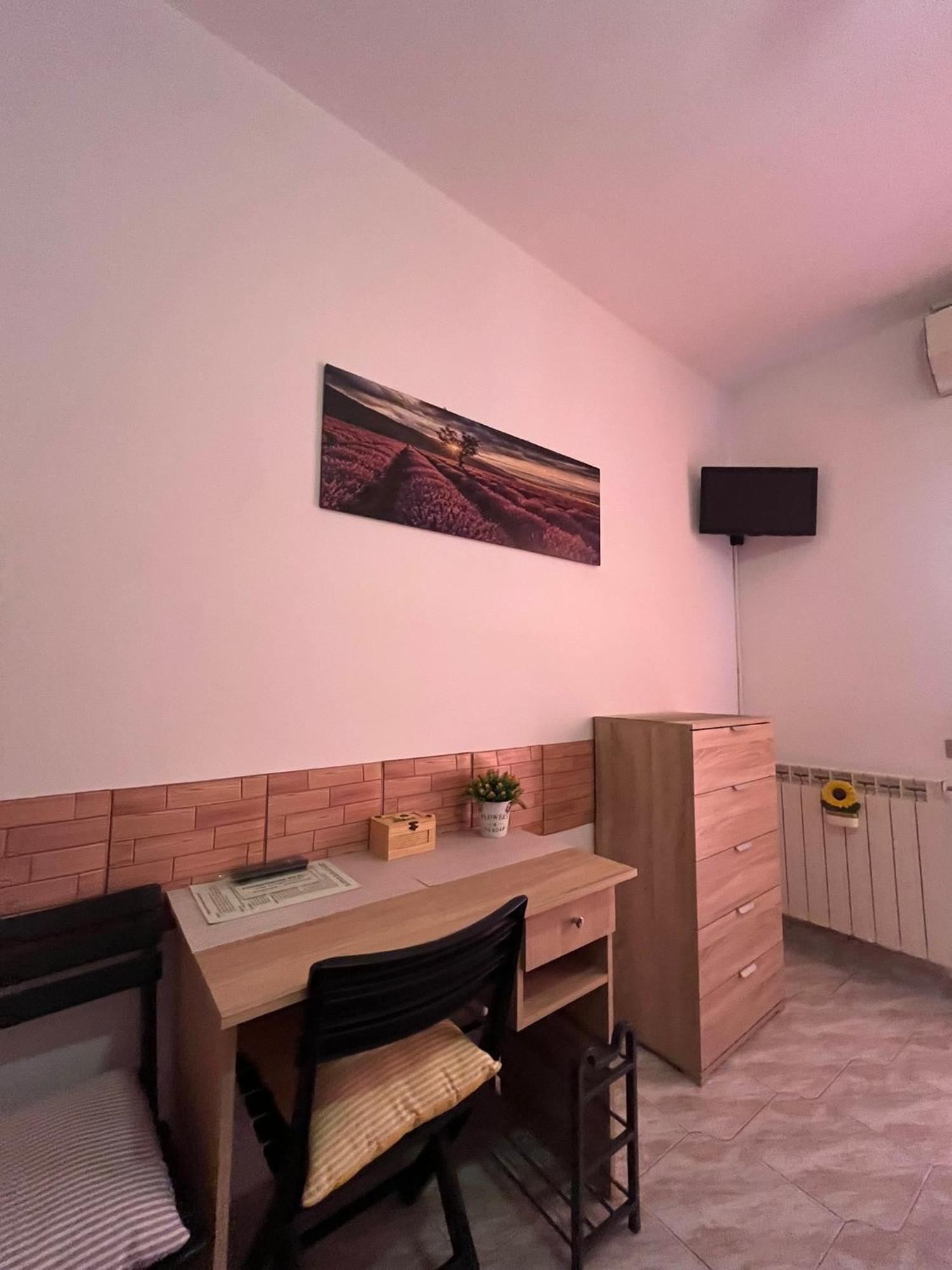 B&B Il Girasole Ortonovo Exterior foto